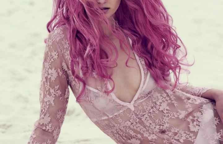 Paradise Beach - Women's Hair Styles 4